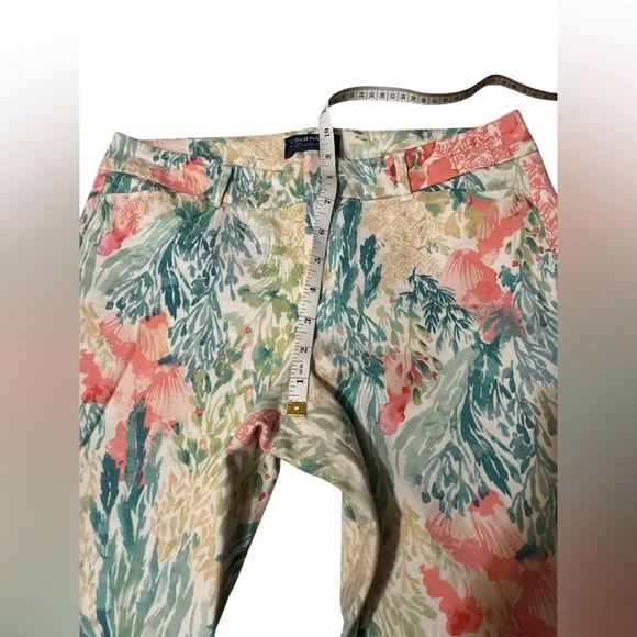 Old Navy Pixie Mid-Rise Floral Print Pants. Size 6 Regular. - Picture 8 of 11